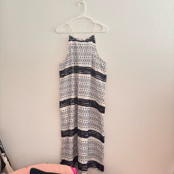 Corey Lynn Calter Dresses & Skirts - Corey Lynn Calter - White & Blue Dress W/ Diamond Pattern & Texture XL